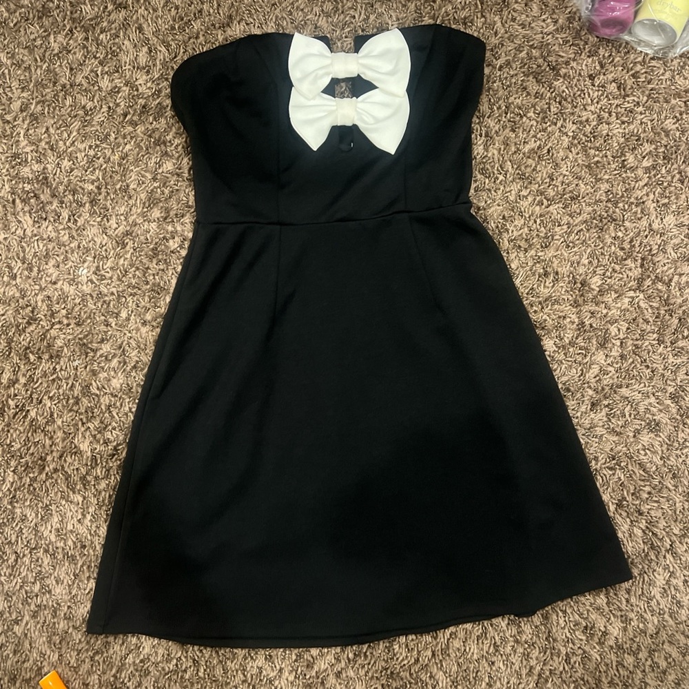 Elegant Black and White  Dress